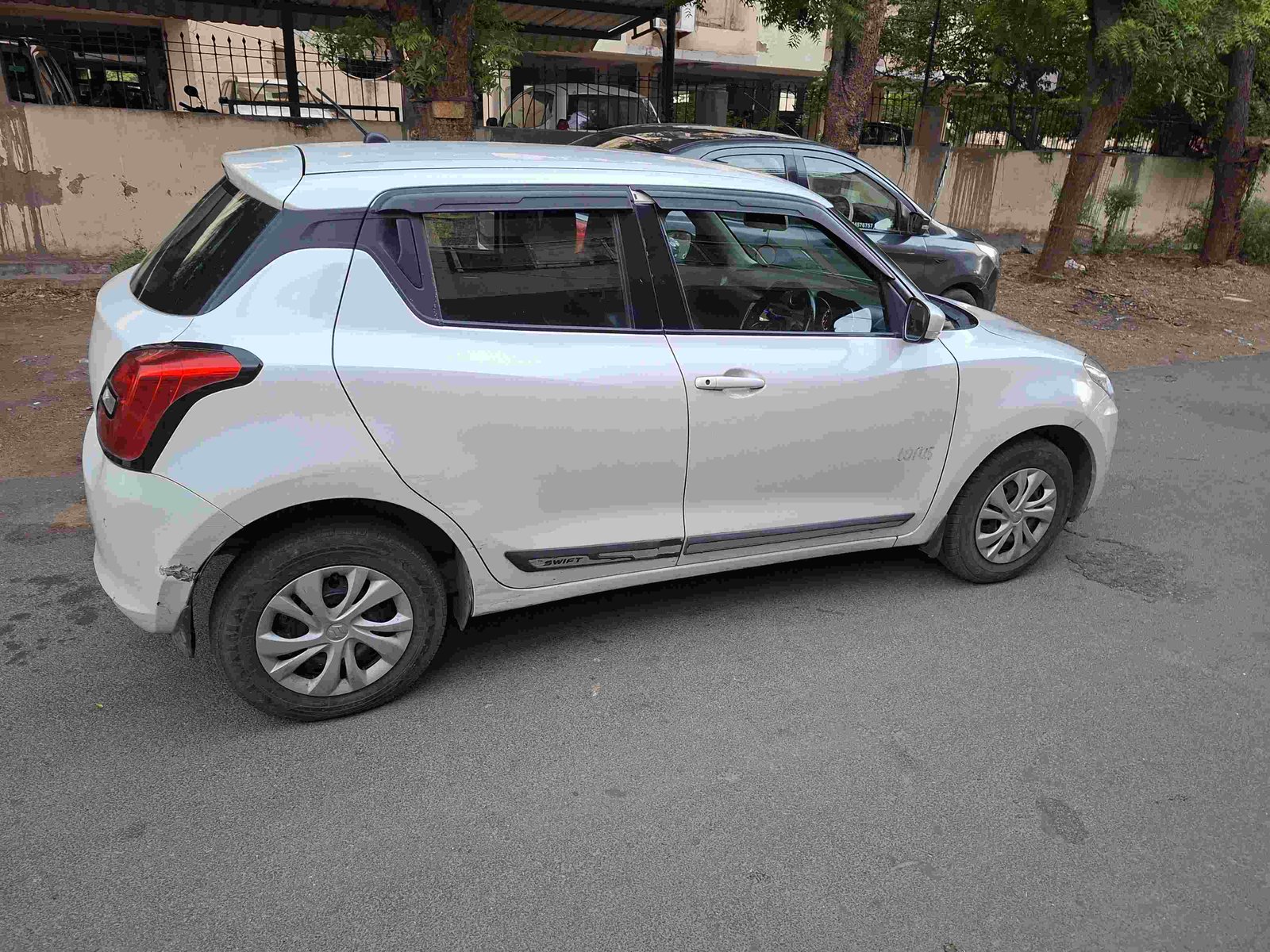 Maruti Suzuki Swift self drive car for rent in Udaipur